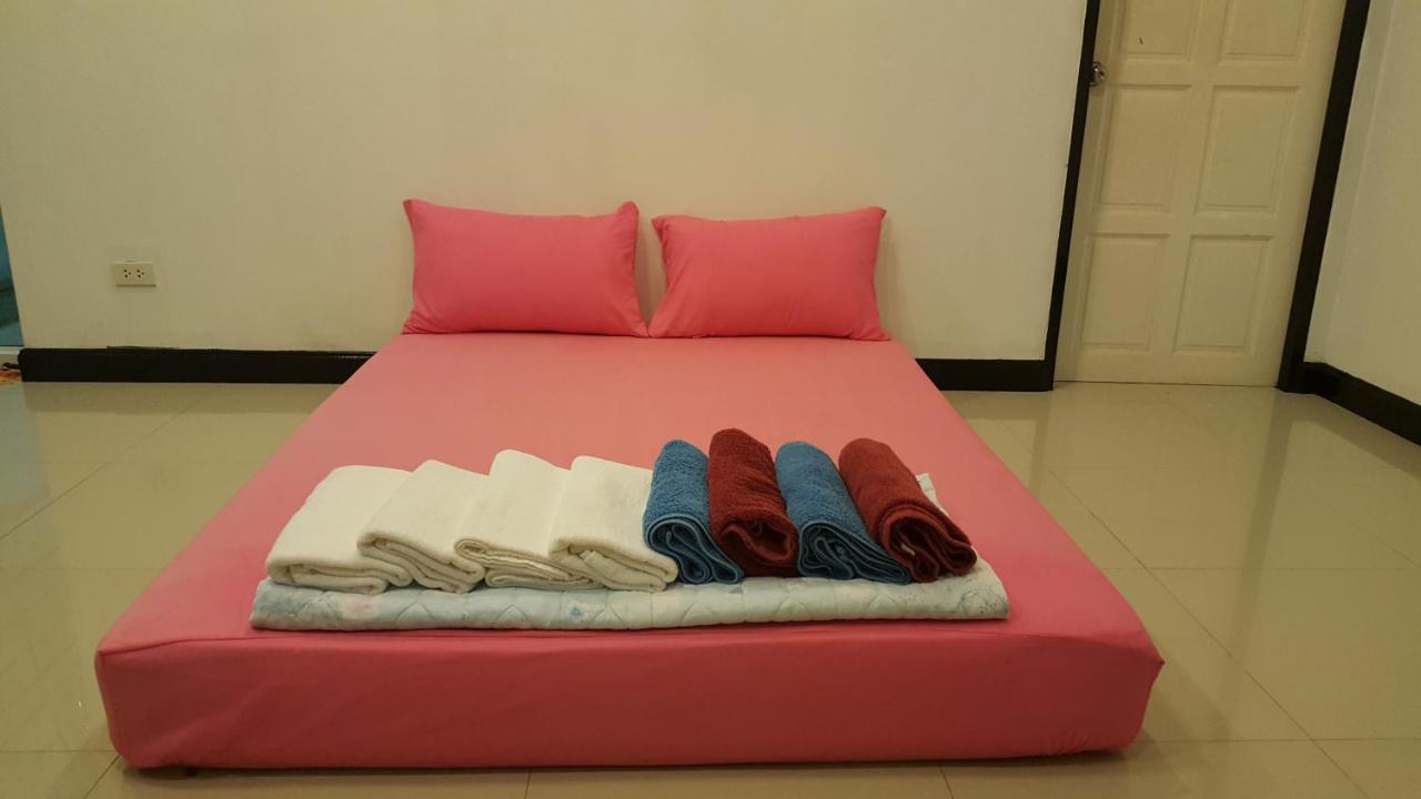Hotel Baanpak Soi 102 HHQ Esterno foto