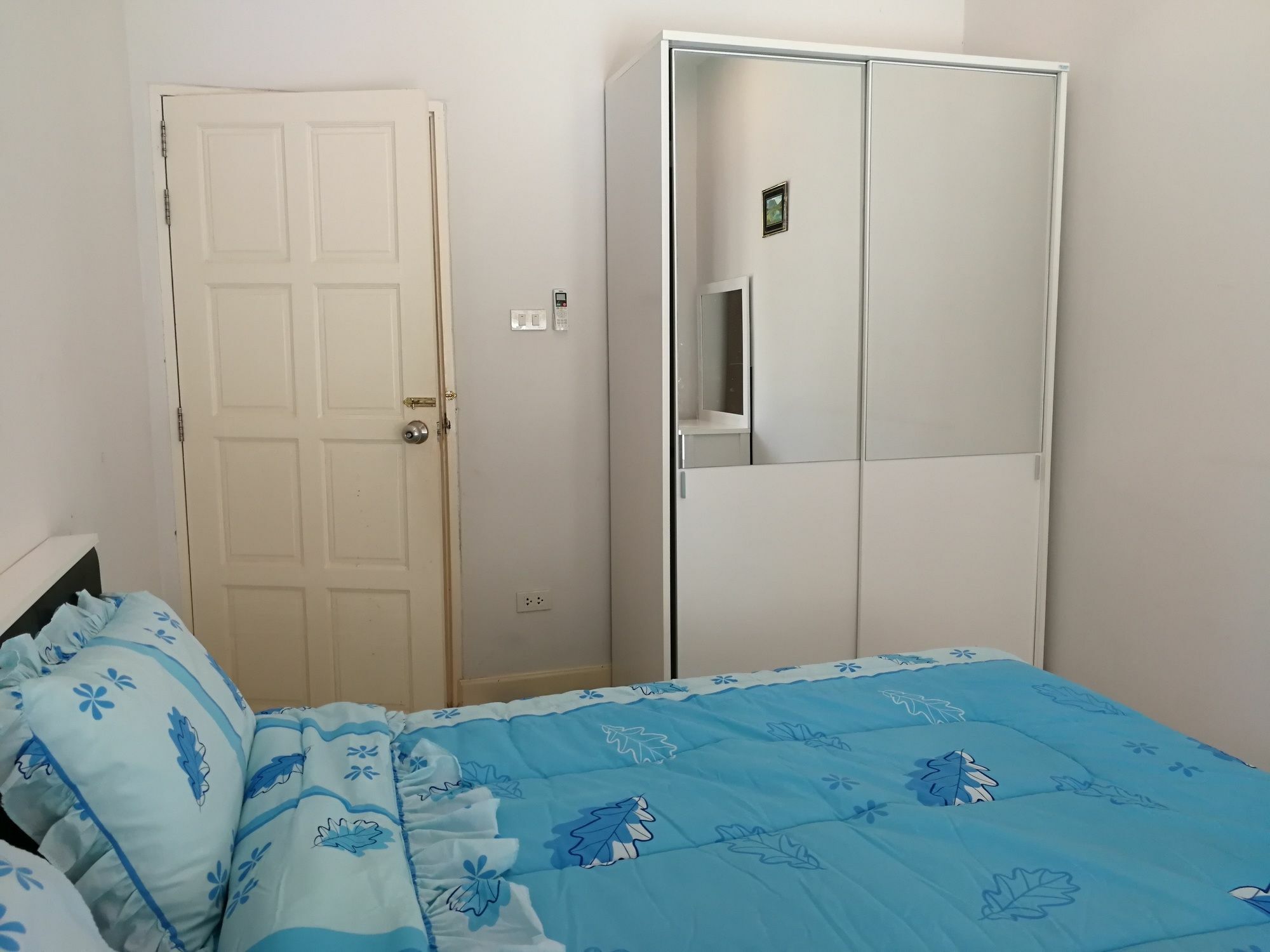 Hotel Baanpak Soi 102 HHQ Esterno foto