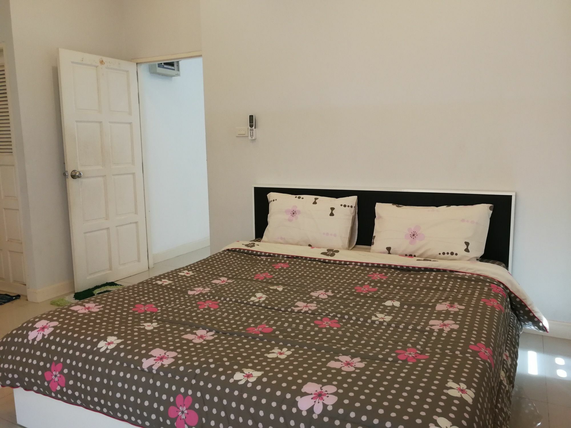 Hotel Baanpak Soi 102 HHQ Esterno foto